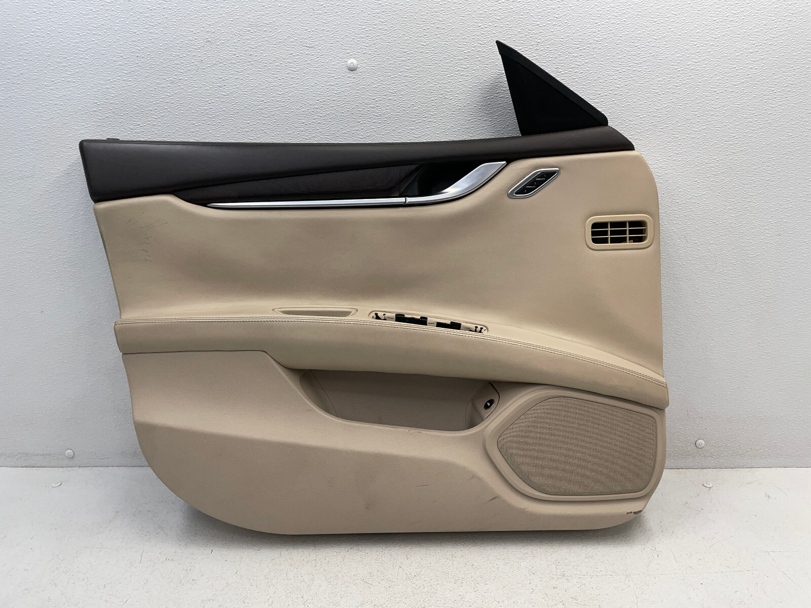 2014-2017 Maserati Ghibli S Front Left Driver Interior Door Cover Panel 1558 OEM