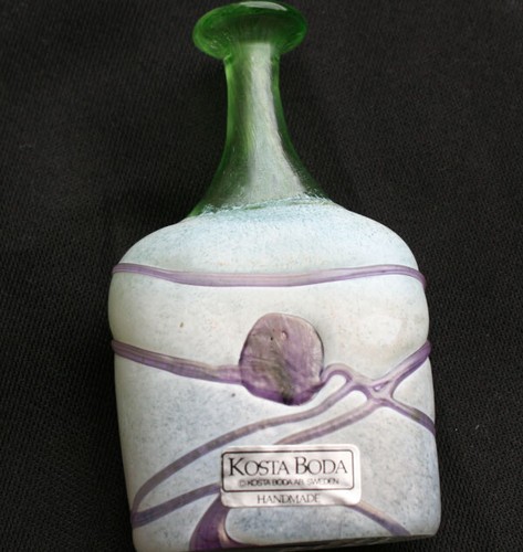 Vintage KOSTA BODA Miniature Green Galaxy Bottle Bertil Vallien - Picture 3 of 5