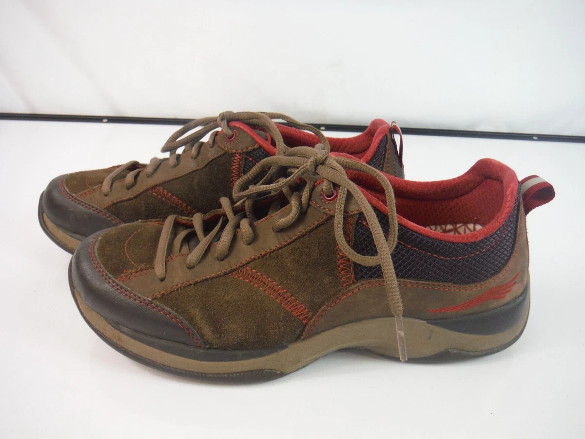 Dansko Sabrina Sneakers Women s 39 6.5 Brown Red Suede Walking