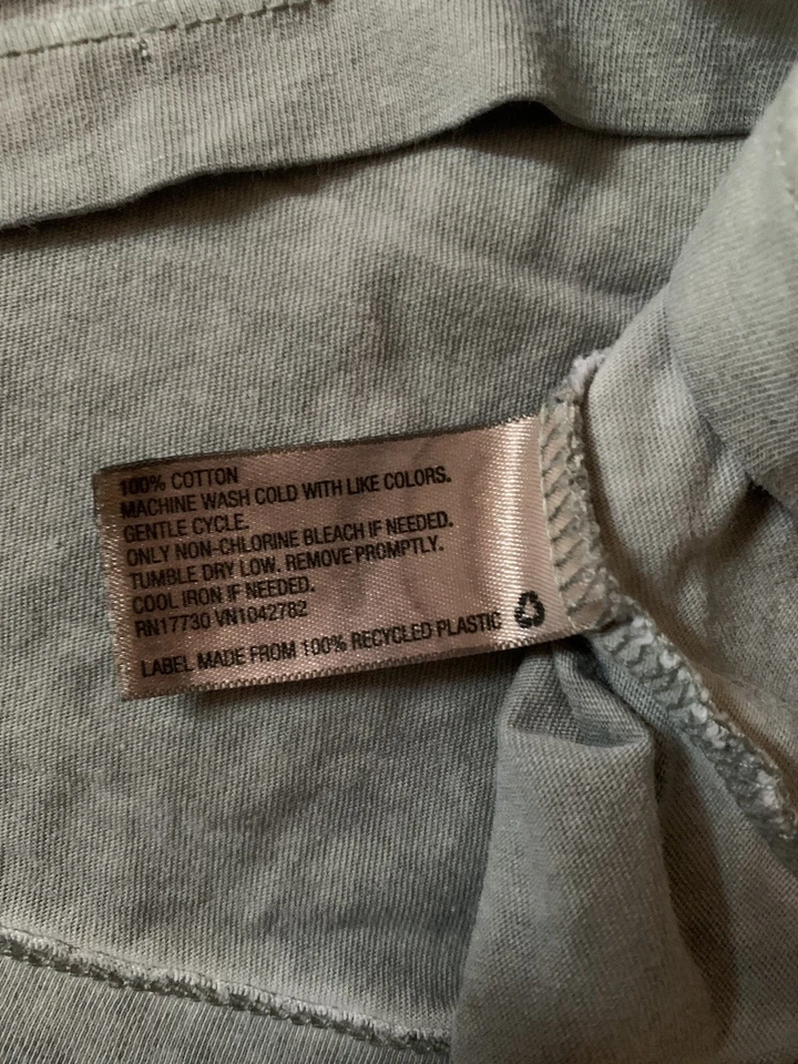 Pullover de entrenamiento gris ombre manga corta con cuello en V Target para mujer talla: M Foto 4 de 4