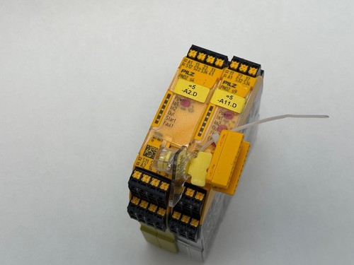 Pilz PNOZ-S9 PNOZ-S4 Safety Relay Set Pilz 150109 751104 PNOZ S9 & PNOZ S4 - Picture 2 of 11