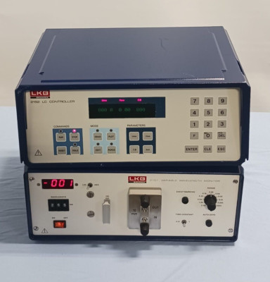 LKB 2152 LC Controller 2152-010 w/ 2151 Variable Wavelength Monitor 2151-010