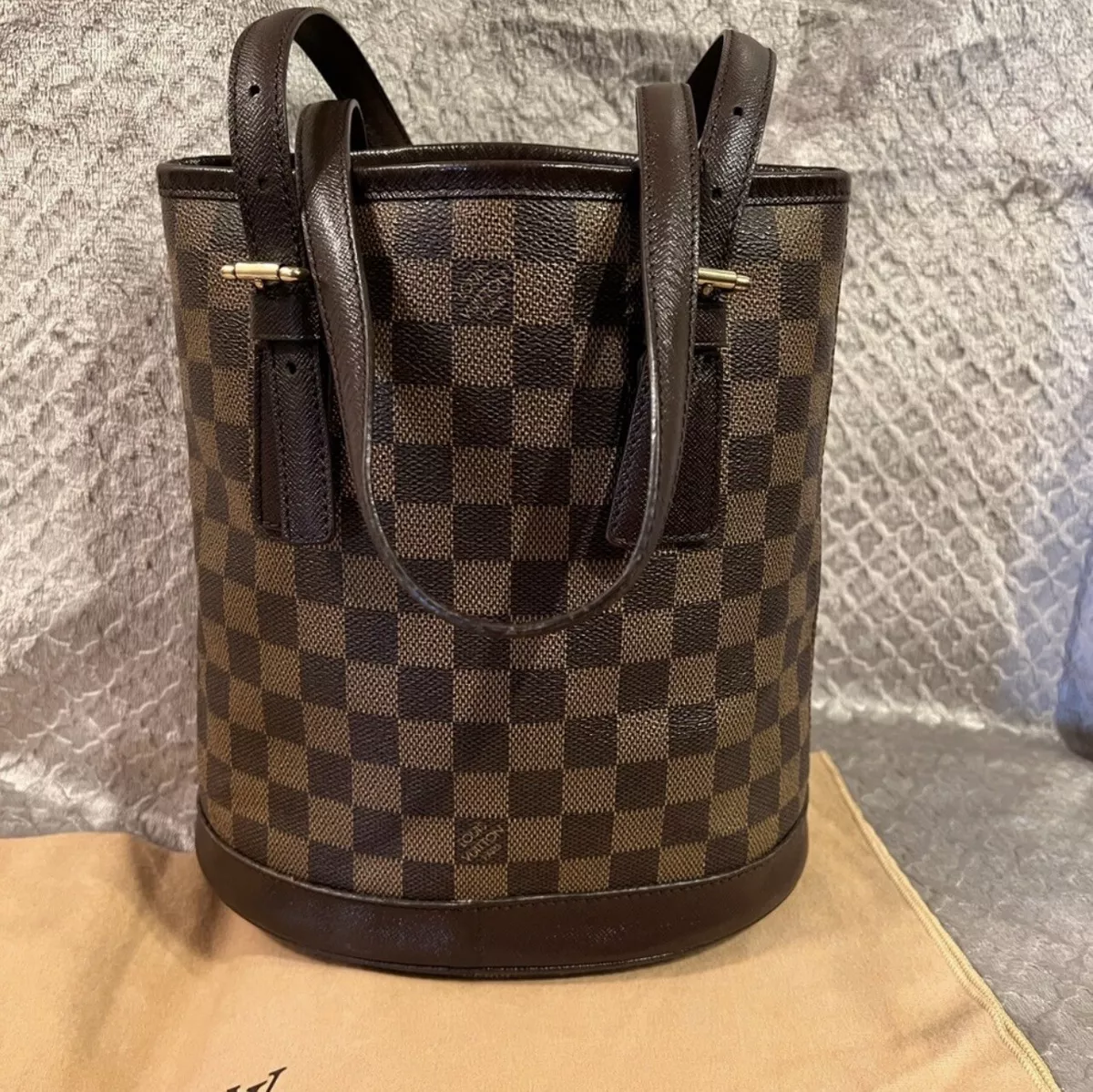 Louis Vuitton Damier Ebene Marais Bucket Bag Brown