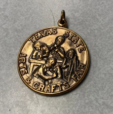 RARE 1976 JAMES AVERY TEXAS STATE ARTS & CRAFTS FAIR KERRVILLE TX PENDANT MEDAL