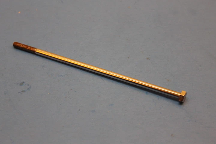 NOS YAMAHA CS3 YG1 PARAFUSO SEXTAVADO 6X100 PEÇA # 97303-06190-00 - Imagem 2 de 4