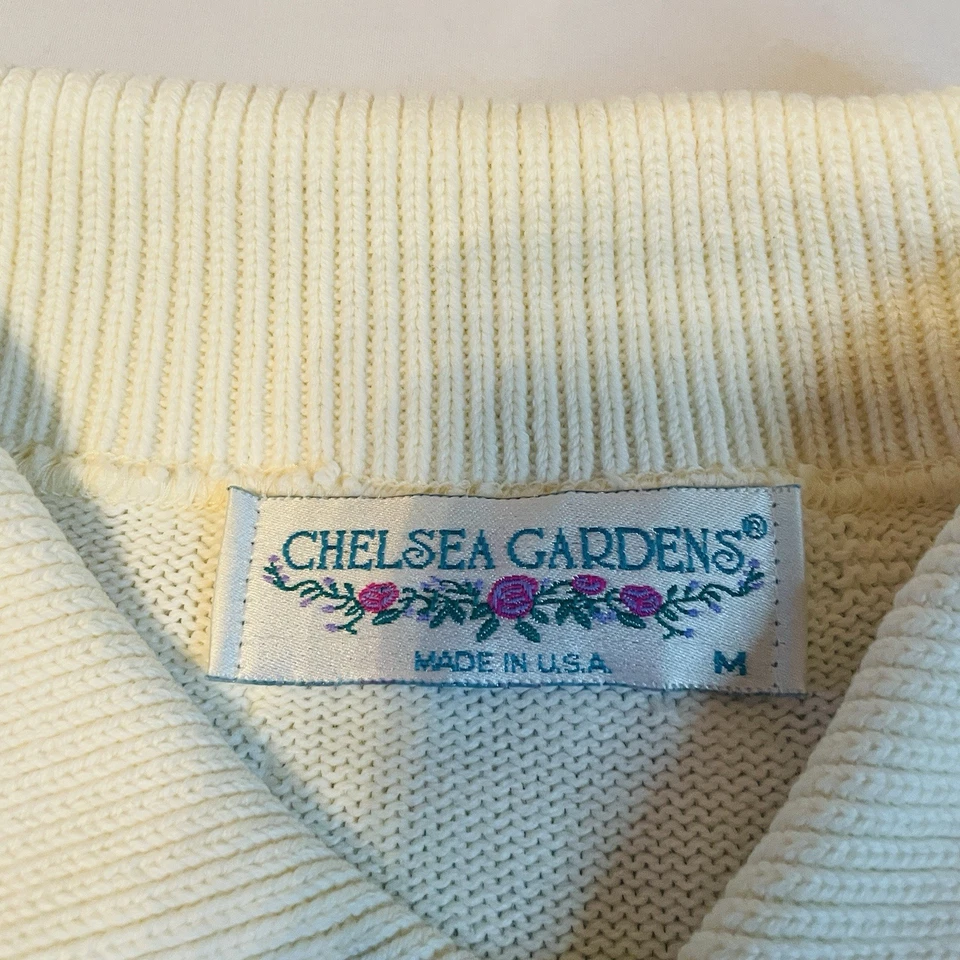 Chelsea Gardens Medium Vintage Embroidered Cross Polo Collar Knit Sweater USA - Image 4 of 4