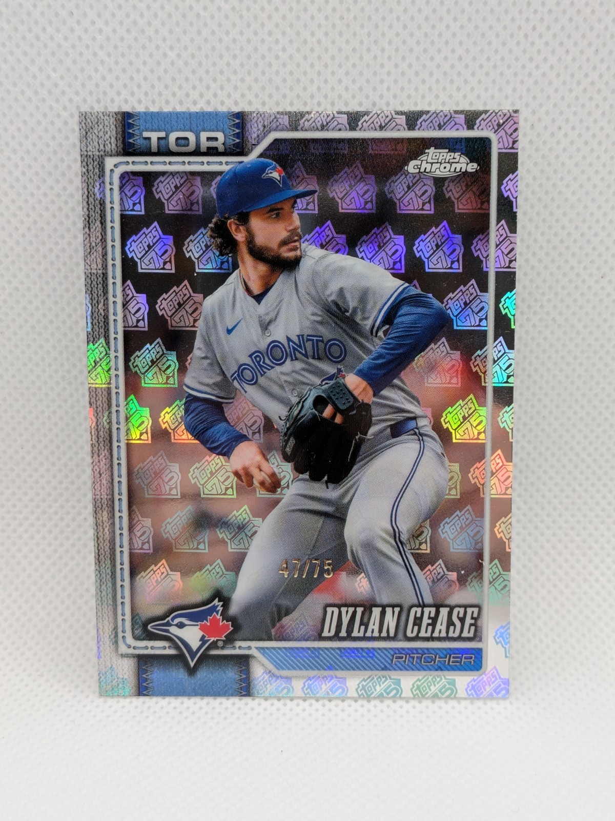 2026 Topps Chrome Dylan Cease #208 75th Anniversary Logo Refractor /75 Blue Jays