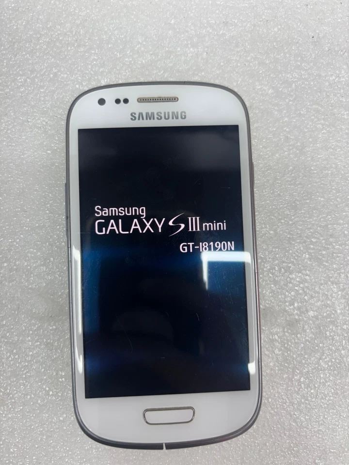 Samsung Galaxy S III Mini GT-I8190 La Fleur - 8GB - Marble White (Unlocked), photo 1 of 3