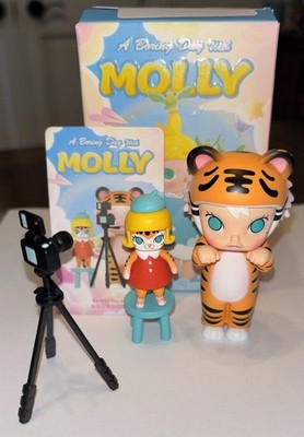 MOLLY A Boring Day with Molly Be Who You Are Mini Figure