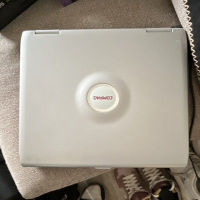 Compaq Presario 2500 15in Pentium 4 2.8GHz 512MB 40GB HDD XP Wi-Fi