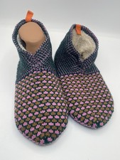 Bombas Gripper Slipper Lined Womens Size M, Pink  Green US W 9-11.5