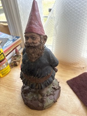 Large Tom Clark Forest Gnome 1987 Cairn Studio Signed 12.5  Figurine Hat Chip