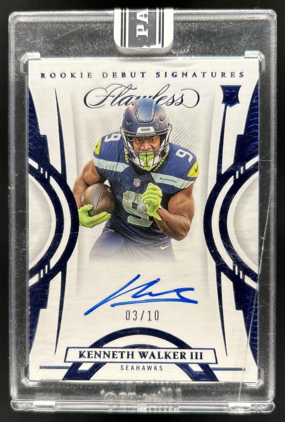2022 Flawless Kenneth Walker III Rookie Debut Signatures Auto Sapphire /10 RC view 1