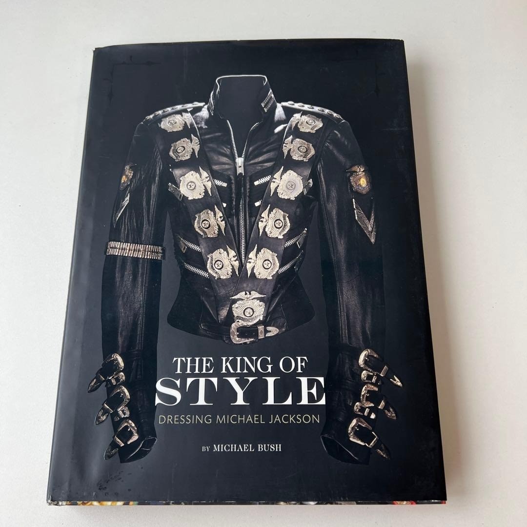 The King of Style マイケル・ジャクソン ファッション 洋書 King of Style Dressing Michael Jackson Book 2012 Hardcover Fashion