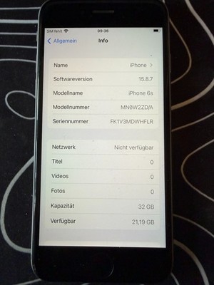 Apple iPhone 6s - A1688 - 32GB - Silber (Ohne Simlock) - 82% Batterie