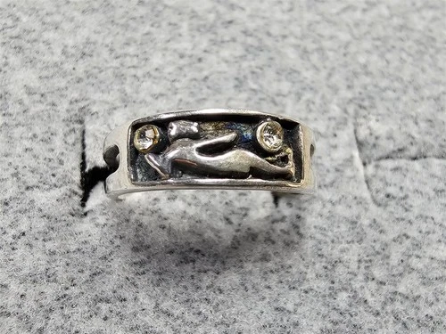 GRANDMA GRABE'S BEAUTIFUL VINTAGE 925 STERLING SILVER OPEN BACK 1.8G RING SIZE 5