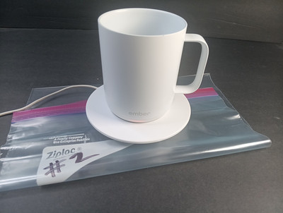 Ember Coffee Mug White Temperature Control Smart CM17 10oz Cord & Base Tested 