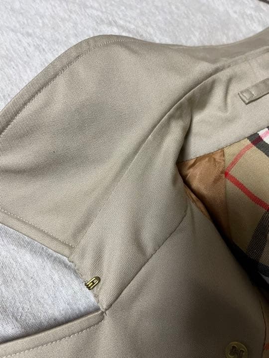Burberry   Original Trench Coat thumbnail 4
