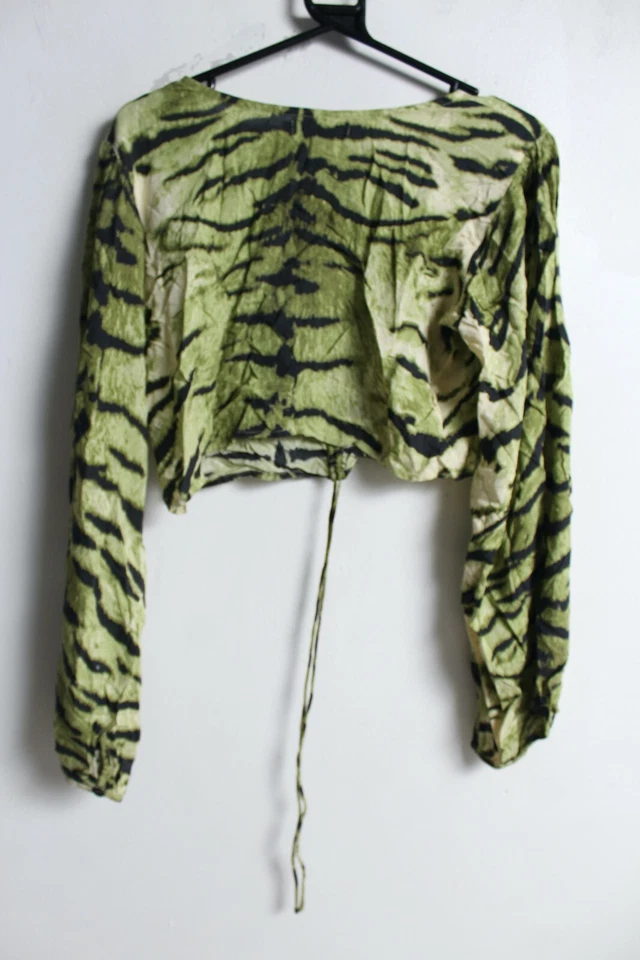 Motel Womens Animal Print Tie Dye Crop Top - Green - Size L Large (v-z10) - Image 3 of 3