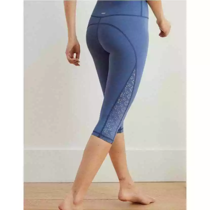 Aerie leggings 3/4 crop hi rise chill play move Size XL laser cut NEW gym  blue