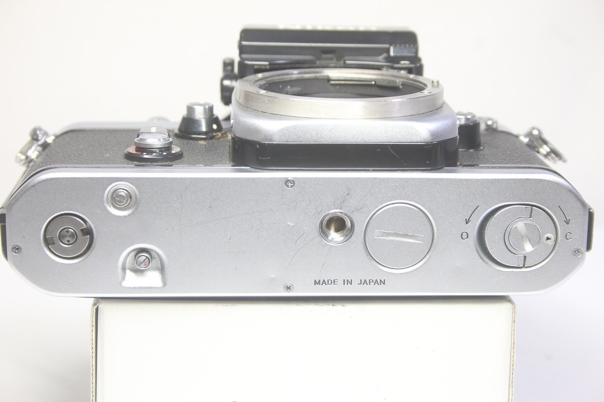 Nikon F2 Photomic A DP-11 35mm SLR Film Camera Silver Body Nikon F2 Photomic A DP-11 35mm SLR Film Camera Silver Body