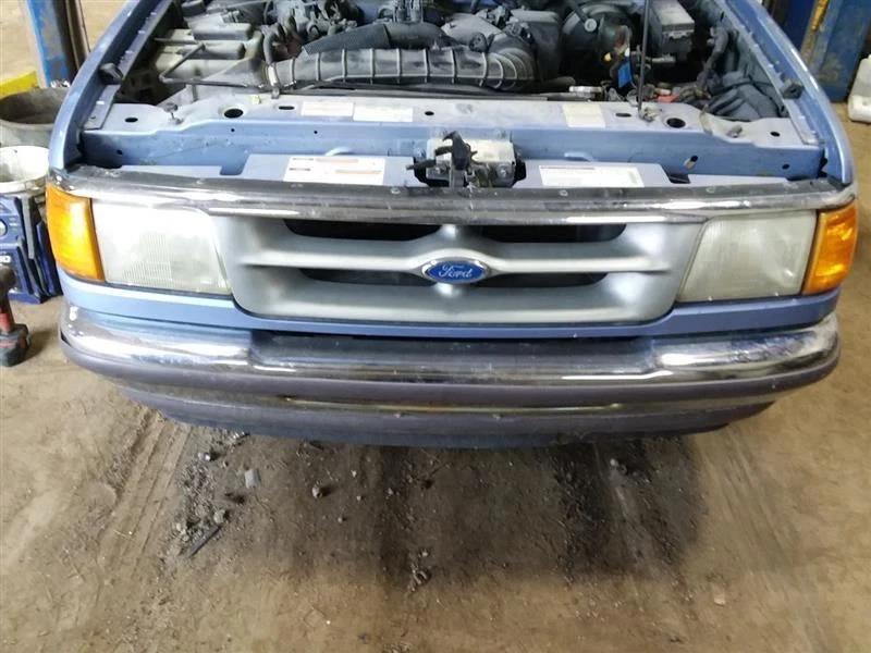 Bisagra de capó para 93-98 Ranger 1976825 Foto 4 de 4