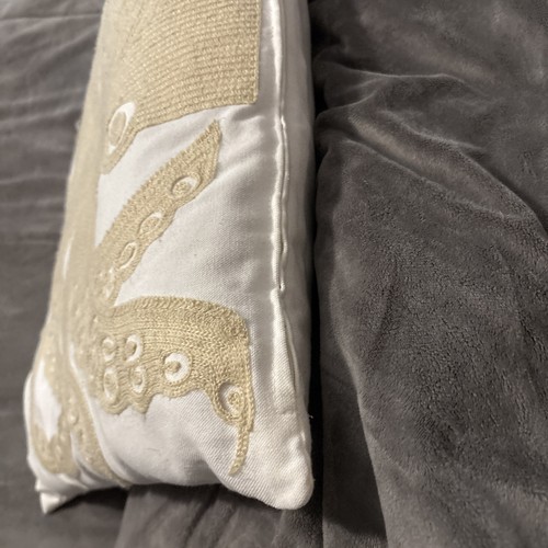 Linen Octopus Embroidered Pillow Coastal Nautical 18” Home Decor - Picture 9 of 11