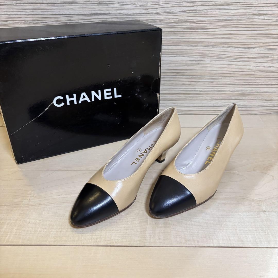 Chanel Pumps Shoes Coco Mark Pointed Toe Bicolor Size 35.5 US About5.5 For Women