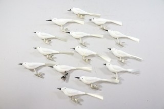 14x alter Christbaumschmuck Glas bemalt weiße Vögel (GX735)