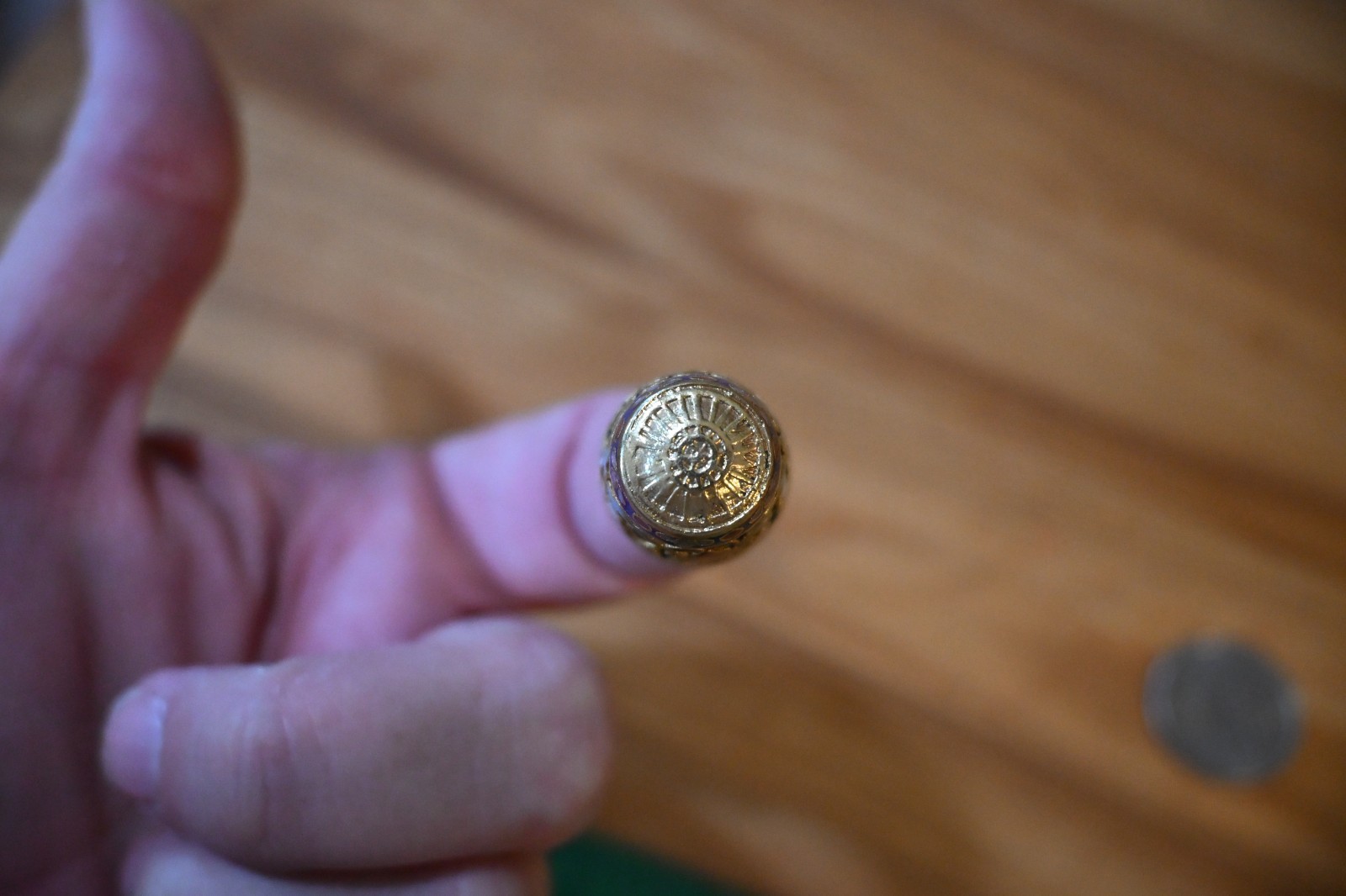 Vintage cloisonné enamel thimble brass flower motif
