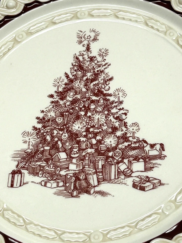 Grassland Road 8.5 英寸圣诞树盘红色白色奇迹沙拉季节 444882 — 第 2/4 张图片