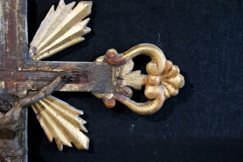 crocifisso croce astile processionale antico barocco XVIII secolo legno dorato - Foto 23 di 24