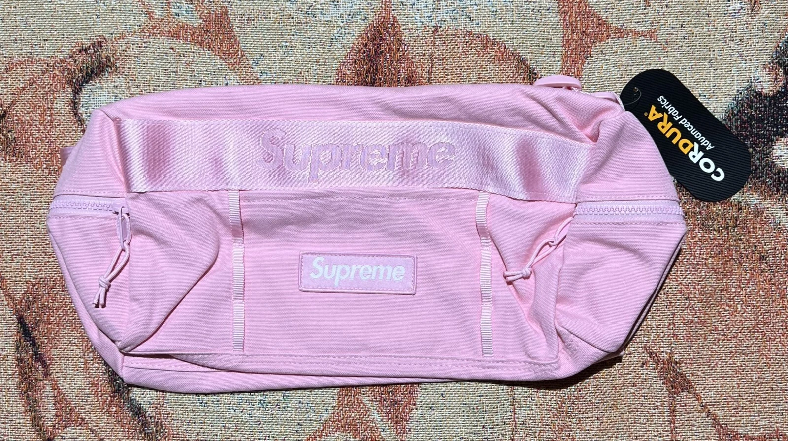 Sac utilitaire Supreme rose clair neuf