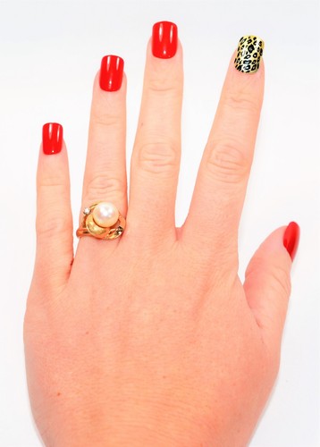 Natural Akoya Pearl & Diamond Ring 14K Solid Gold .04ct Gemstone Ring Vintage - Picture 2 of 12