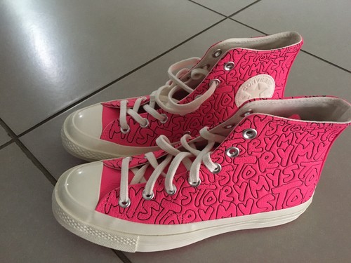 heart converse pink