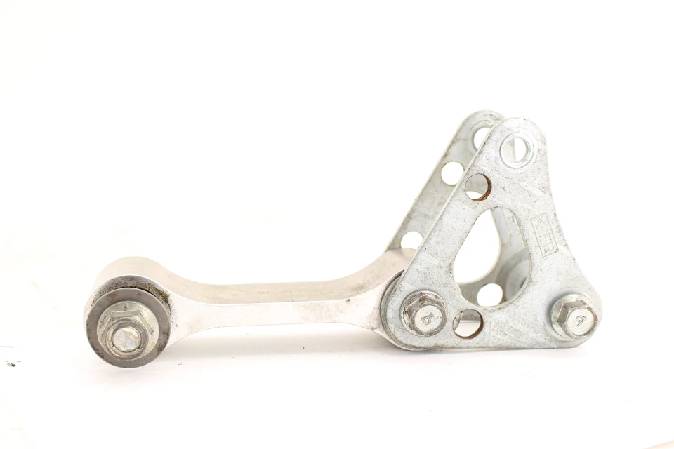 Suzuki GSXS1000F 2019 OEM Dogbone trasero enlace amortiguador Foto 2 de 4