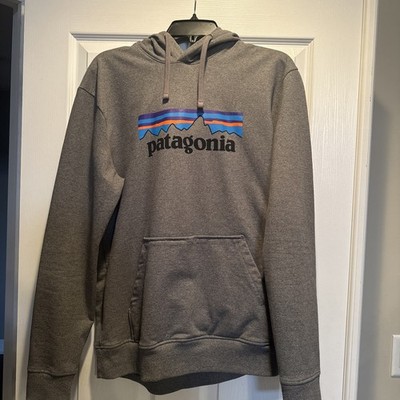 Patagonia Hoodie Mens Dark Gray Uprisal Hoodie Regular Fit P-6 Logo Size M