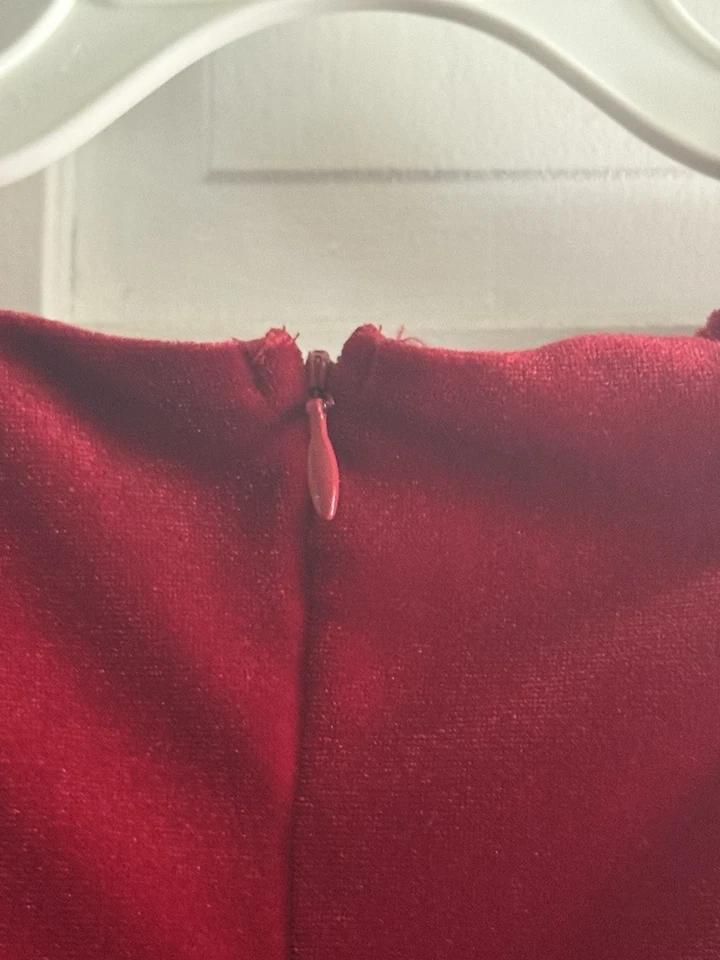 NWOT Cest Chouette Girls Red Velvet Silk Holiday Special Occasion Dress; Size 6X - Image 3 of 4