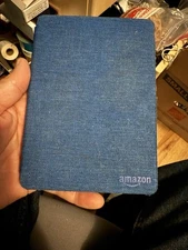 Amazon Kindle PQ94WIF Paperwhite 10th Generation 8GB eReader Tablet