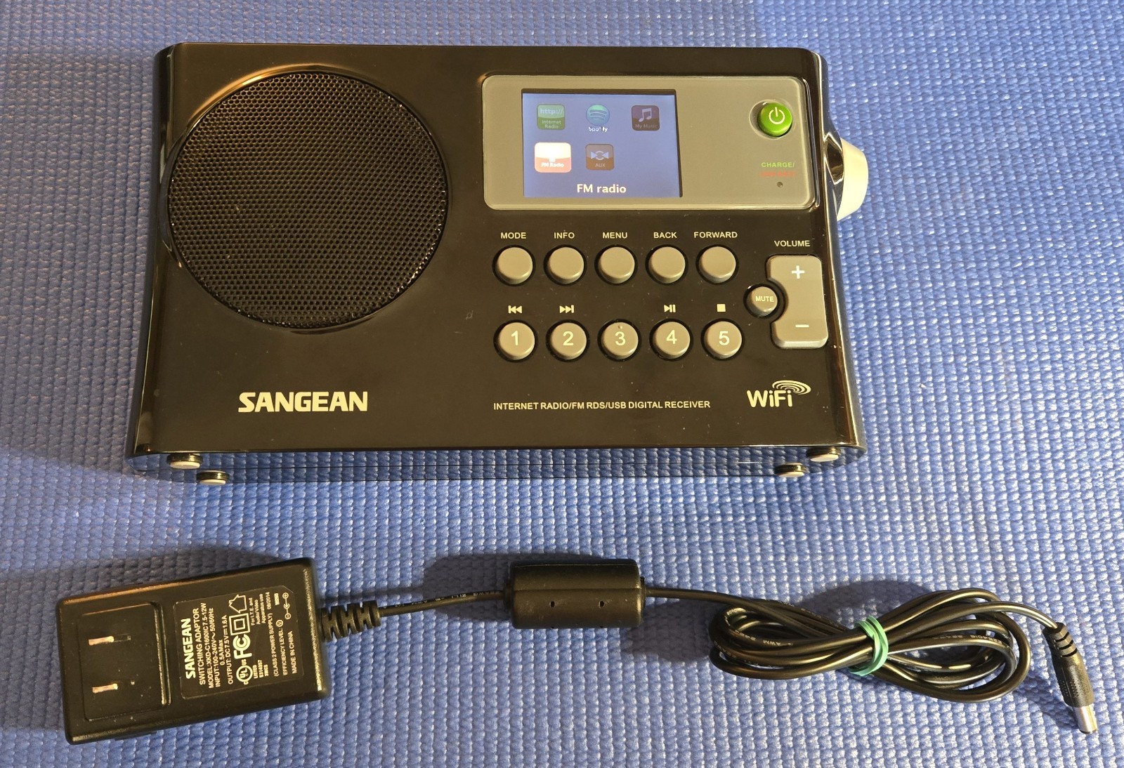 With Rechargeable Batt