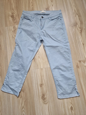 Esprit Caprihose. Gr. 38 Neuw.