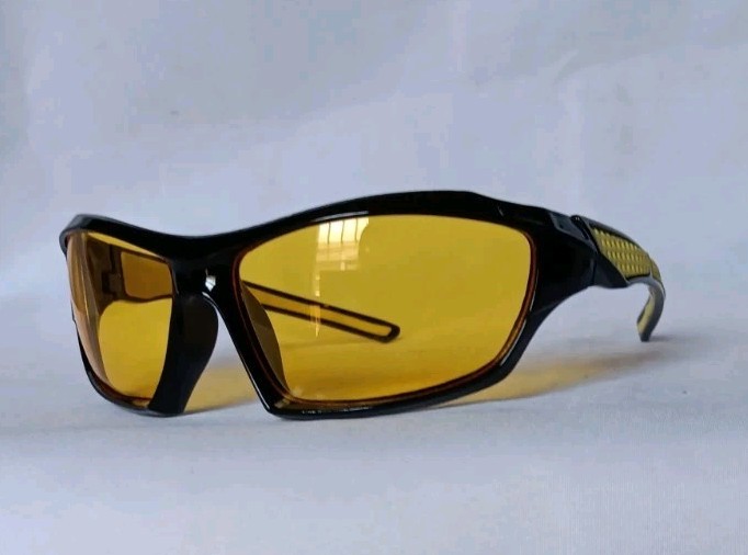 Night Driving Glasses Black, Yellow Rubberized Arms Yellow Lens