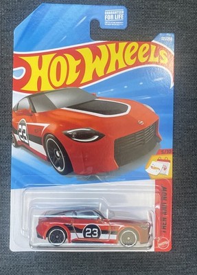 Hot Wheels 2023 Nissan Z Then and Now 1:64 Diecast Car Red Black