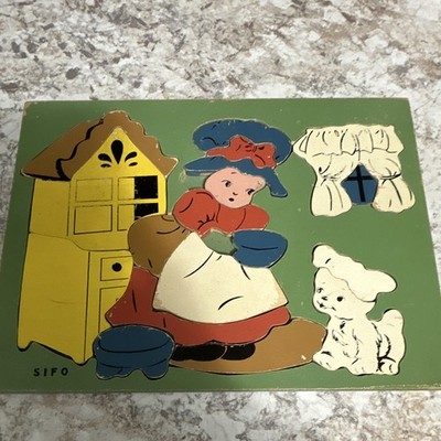 Sifo Vintage Wooden Tray Puzzle Fairytale Little Red Riding Hood Scene
