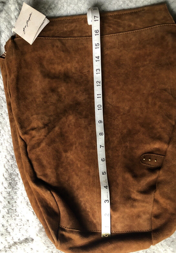Urban Outfitters. Free People 32054 Tan Suede Hobo Tote Bag. - Picture 6 of 14