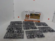 A625 Wargames Atlantic Classic Fantasy Halfling Militia 40 Plastic Figs Waacf002