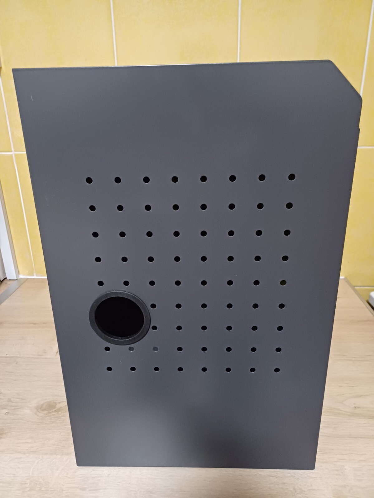 Ryobi Wall Mounted with Door RHWS01 5132004358 eBay