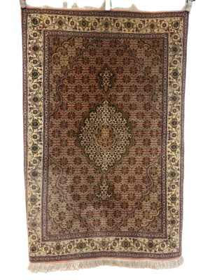 Handgeknüpfter Perser Orientteppich - Täbriz 50er Raj auf Seide 155x105cm