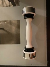 Shake Weight Pre-Owned Women's Excercise Dumbell 2 1/2 Lbs Strength Training