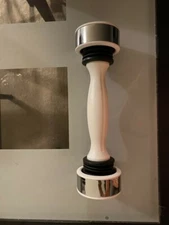 Shake Weight Pre-Owned Women's Excercise Dumbell  2 1/2 Lbs Strength Training